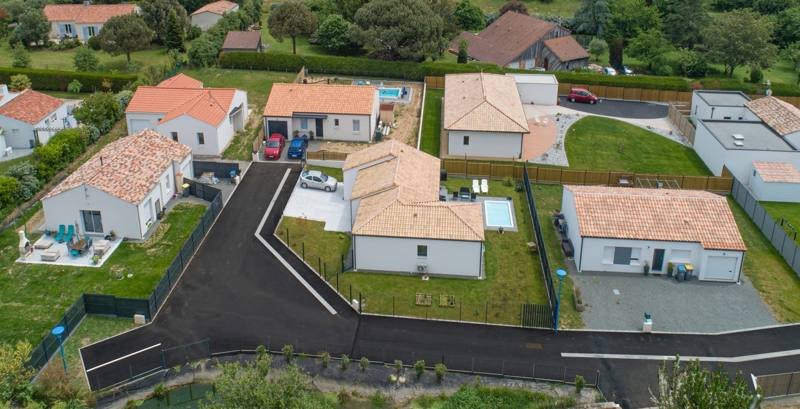 Vue aérienne du lotissement Le Vieux Logis à Vairé